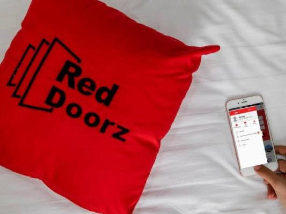 Hotel Reddoorz @ Panglima Polim 2 Yakarta Exterior foto